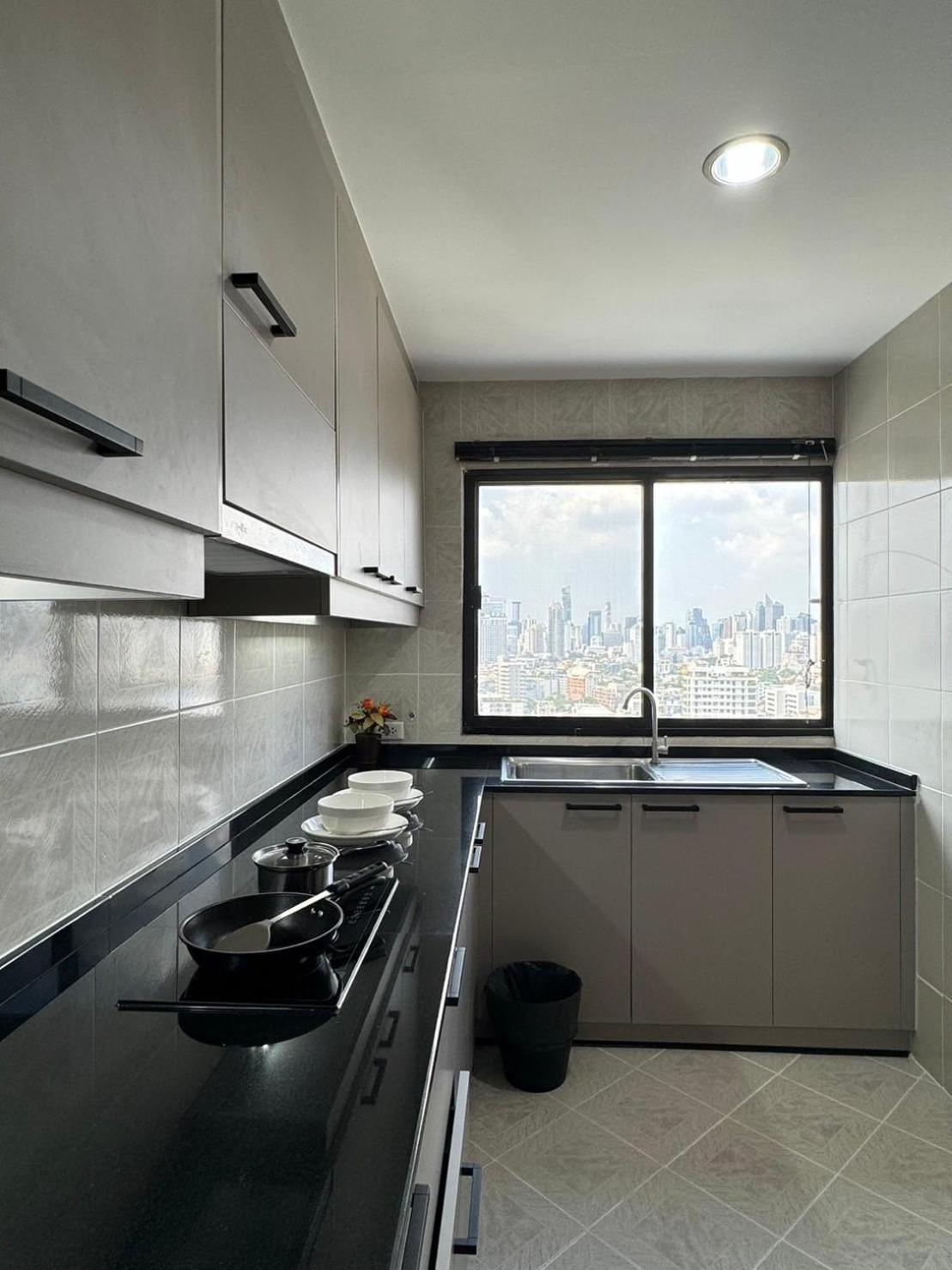 United Tower Thonglor By Aspira Appartement Bangkok Buitenkant foto
